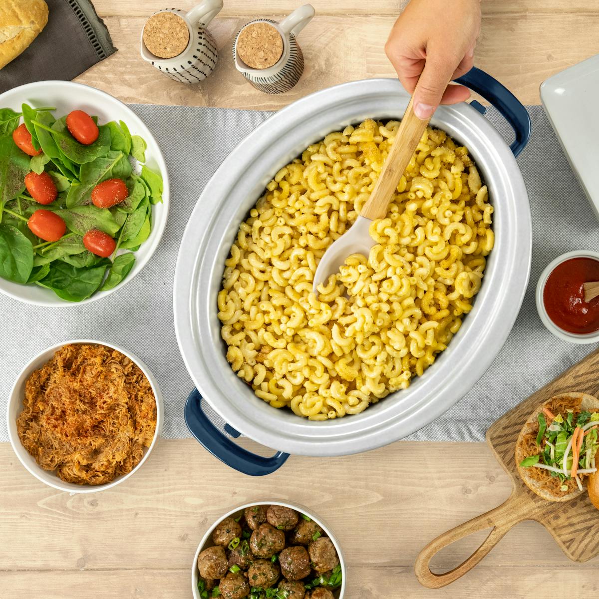 Crock-Pot® Design Series 7-Quart Cook & Carry Slow Cooker, Poseidon | Programmable Slow Cooker with Locking Lid